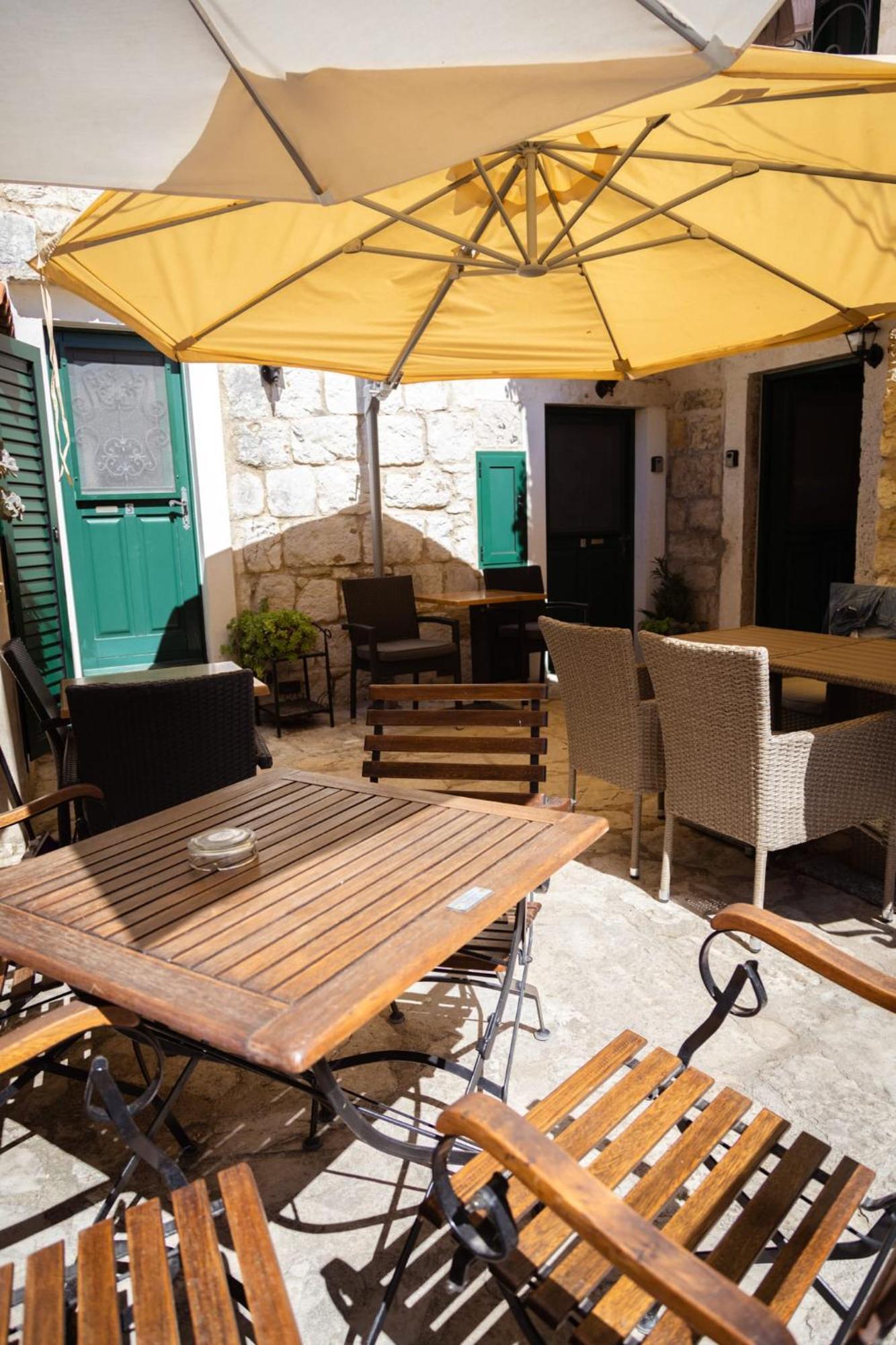 & Kartolina Apartamento Split