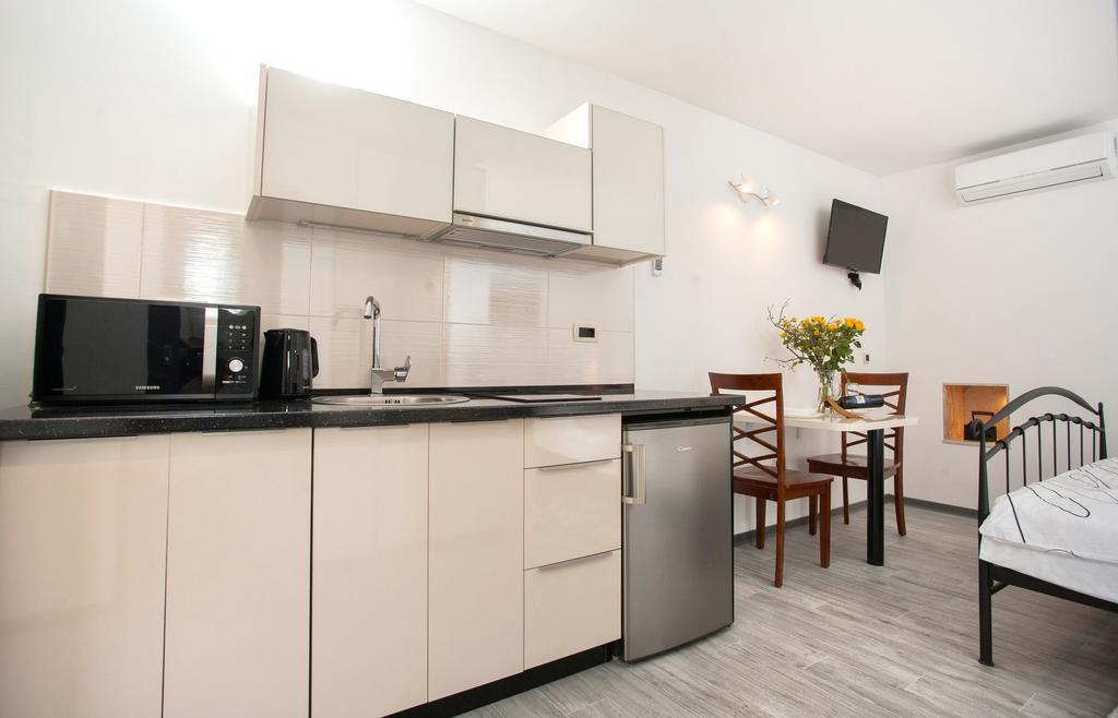 & Kartolina Apartamento Split